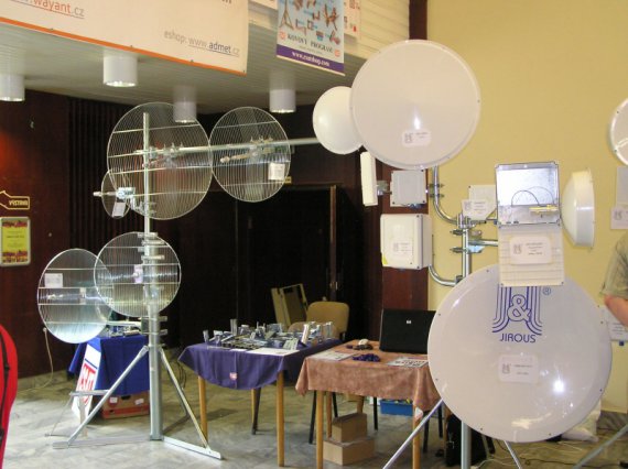 MIKROEXPO 2010  spoločný stánok CSAT  s firmou Jirous s.r.o.